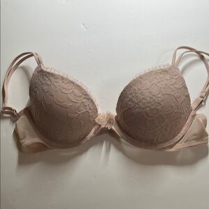 DKNY Lace Underwire Push up Bra